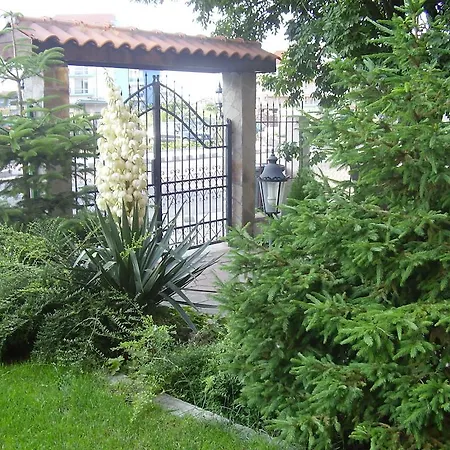 Terra Pensión Ravda